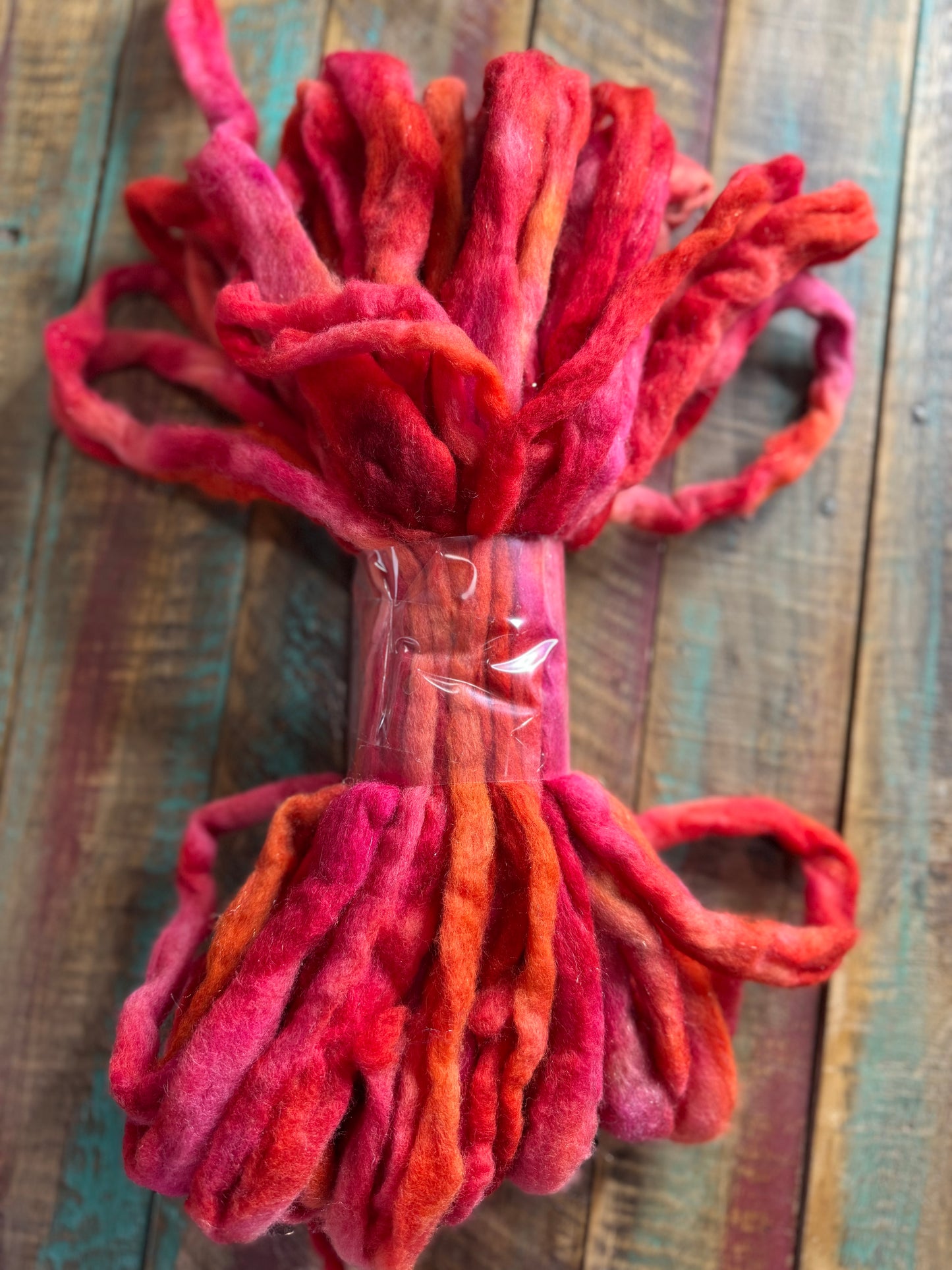Merino Sparkle Roving-Rose Garden
