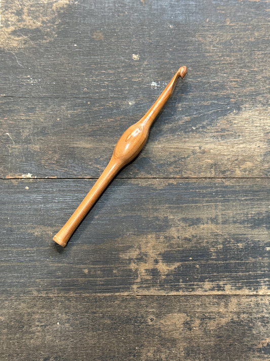 Crochet Furl Hook 6mm(J)-Red Cedar (Stabilized)