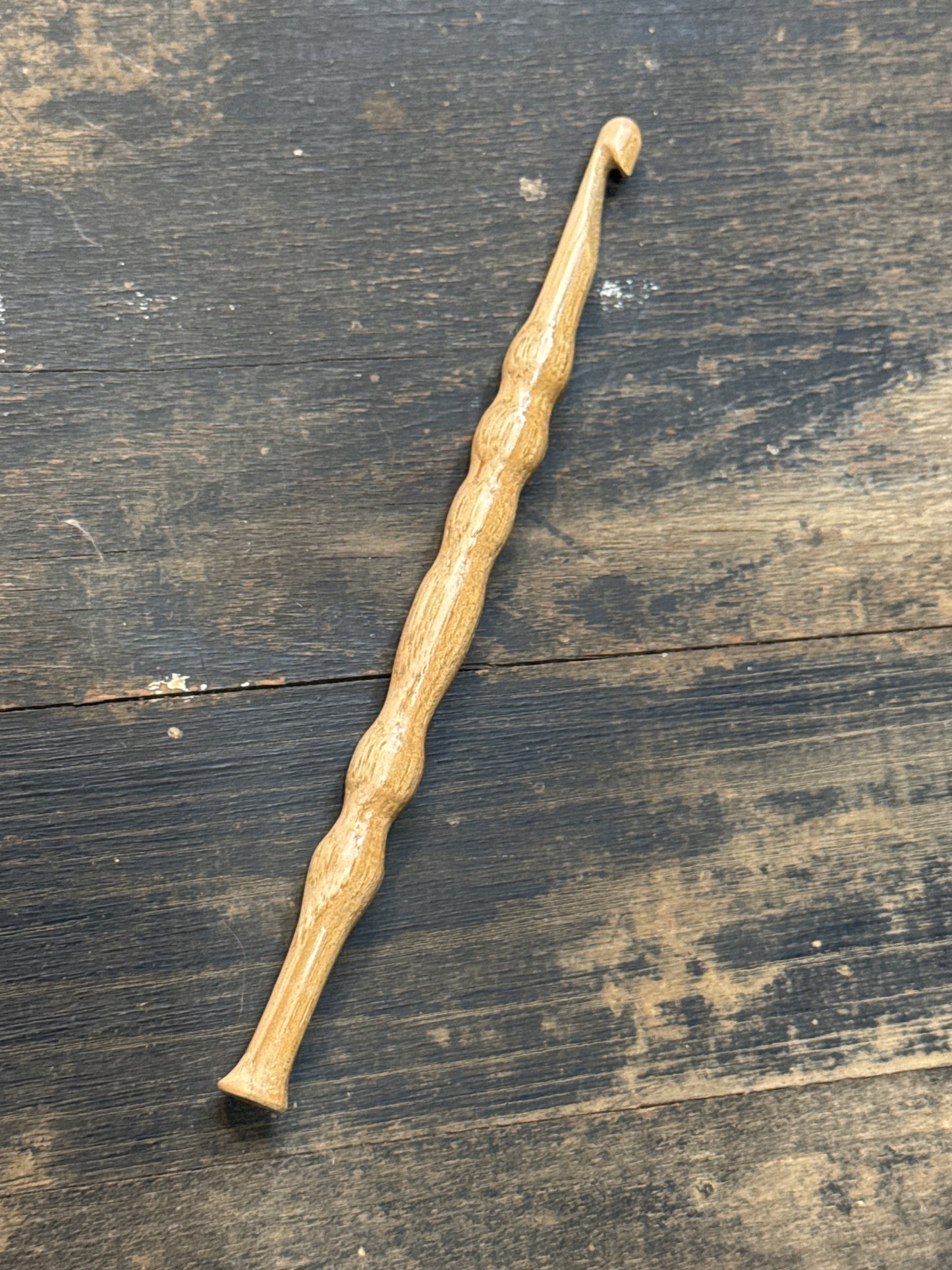 Crochet Hook 8mm(L)-Pecan