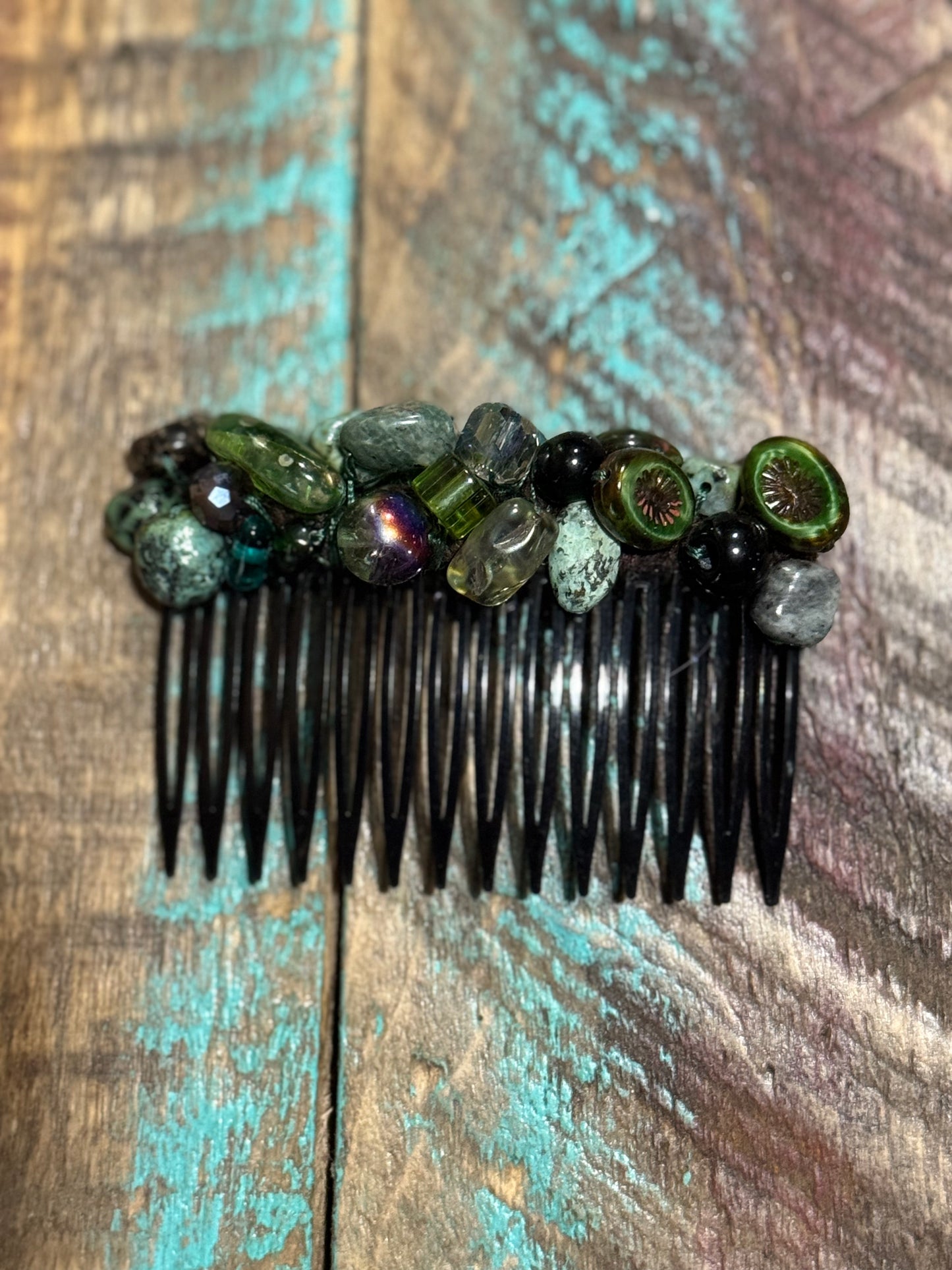 Luxe Handed beaded glass hair comb