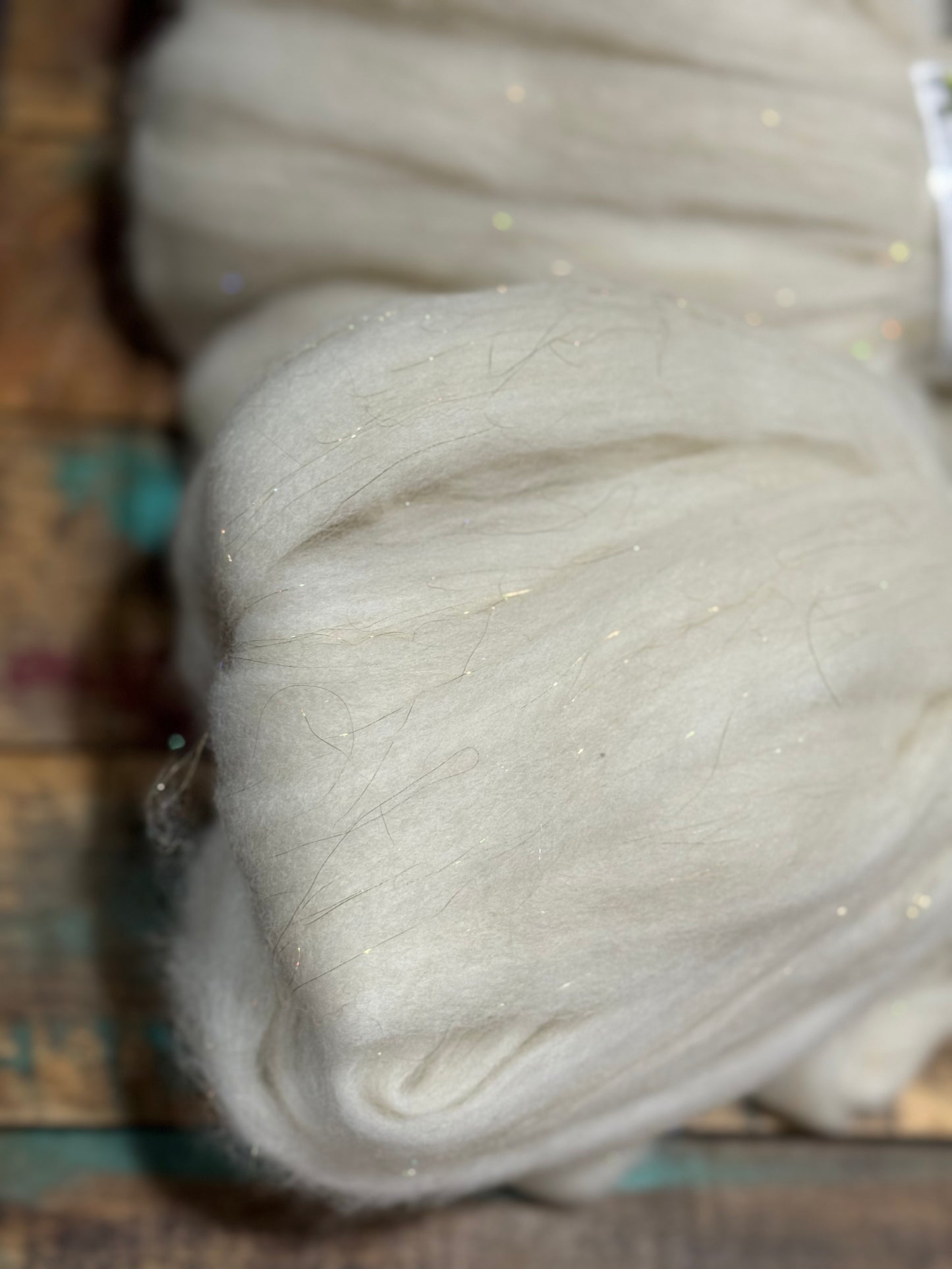 Merino 19.5 Bamboo Tencel Tussah Silk Roving-White
