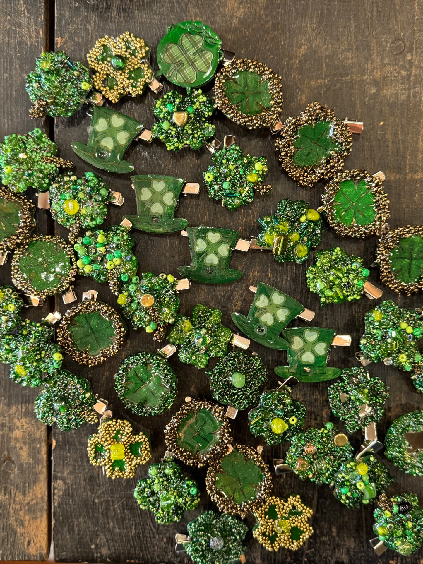 Beaded Resin Brooch/Hair Clip-Shamrock