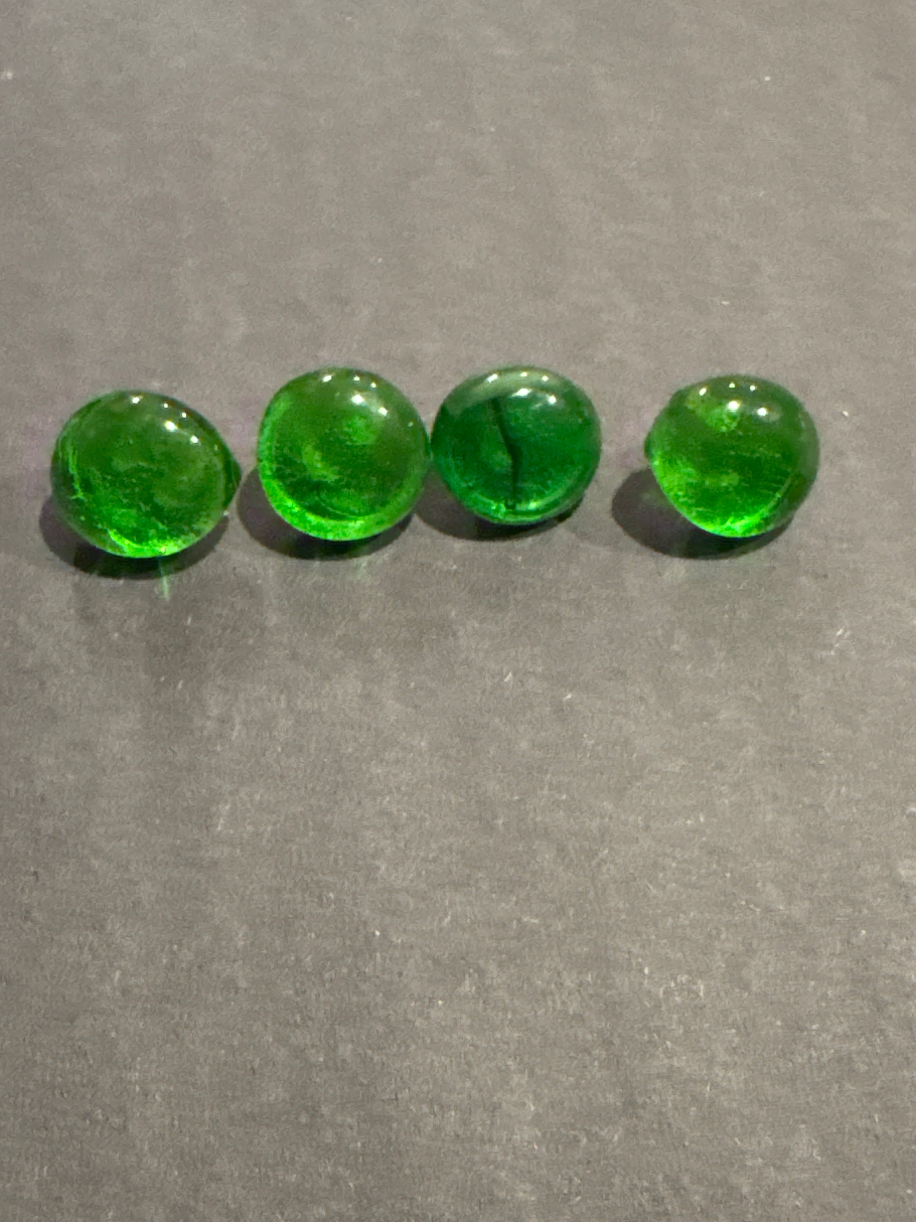 RECYCLED FUSED GLASS-MEDIUM BUTTON
