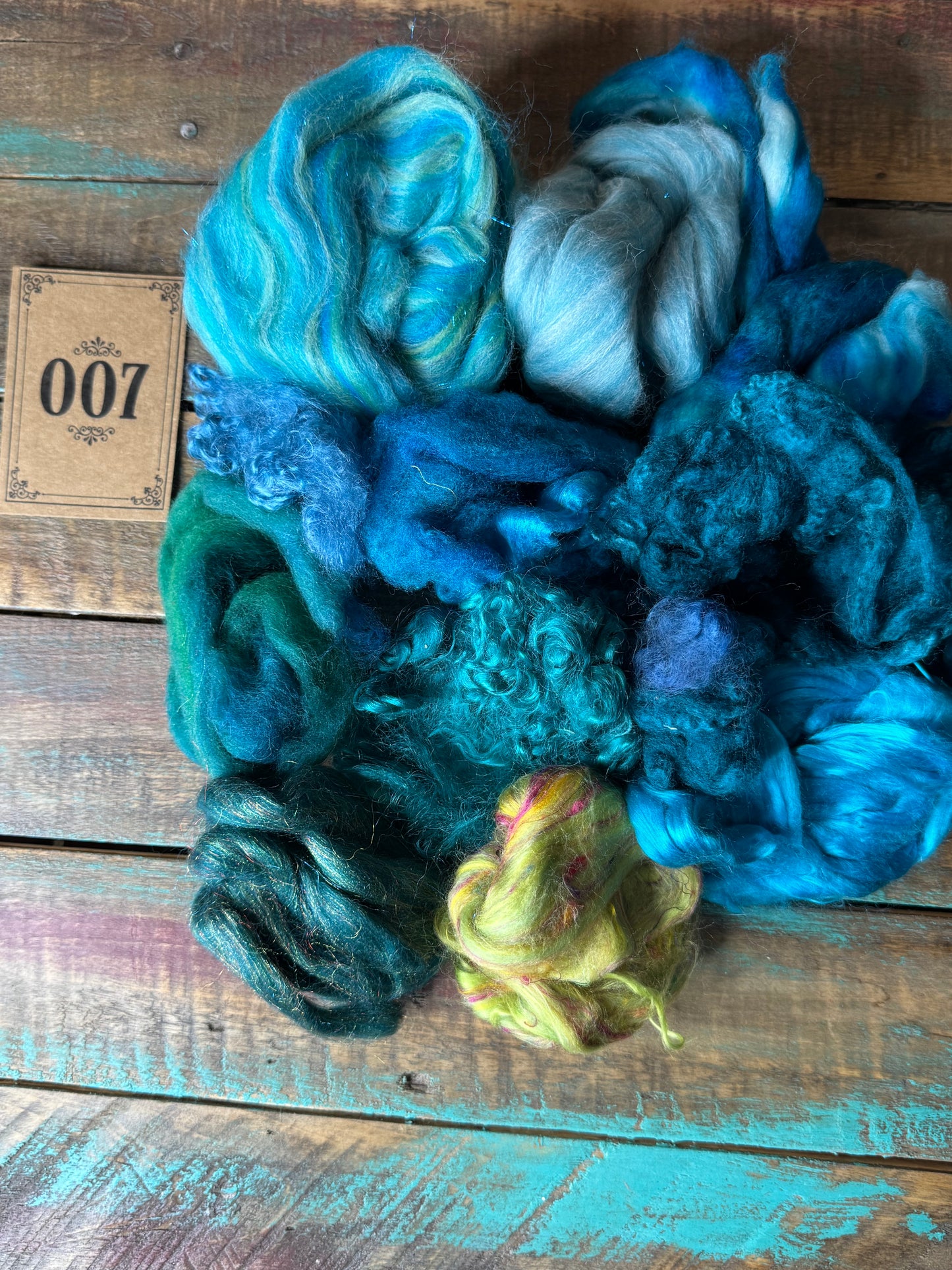 Batt Bits Luxury Fiber Bundles