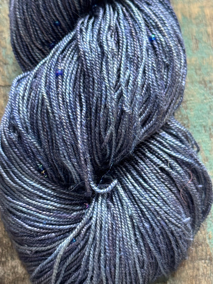 Lace Mulberry Silk Glass Beads