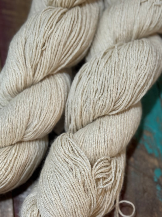 Fingering Huacaya Alpaca BFL Tussah-Bare