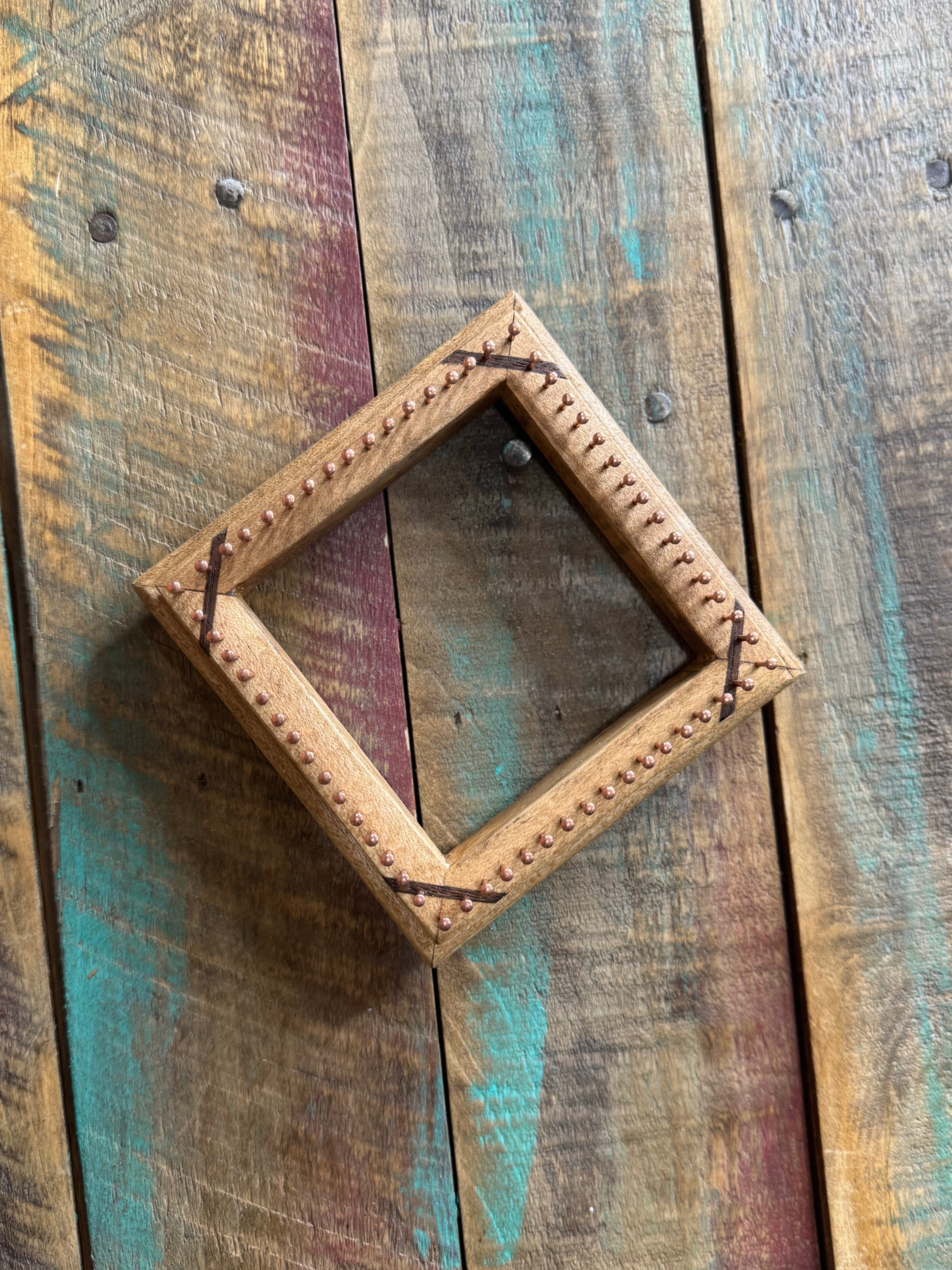 Square Pin Looms