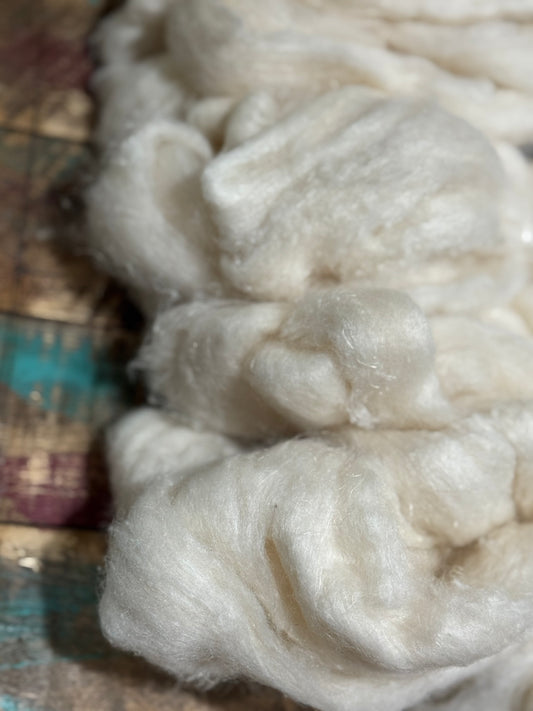 Huacaya Alpaca Flax Linen Eri Peace Silk Roving-White