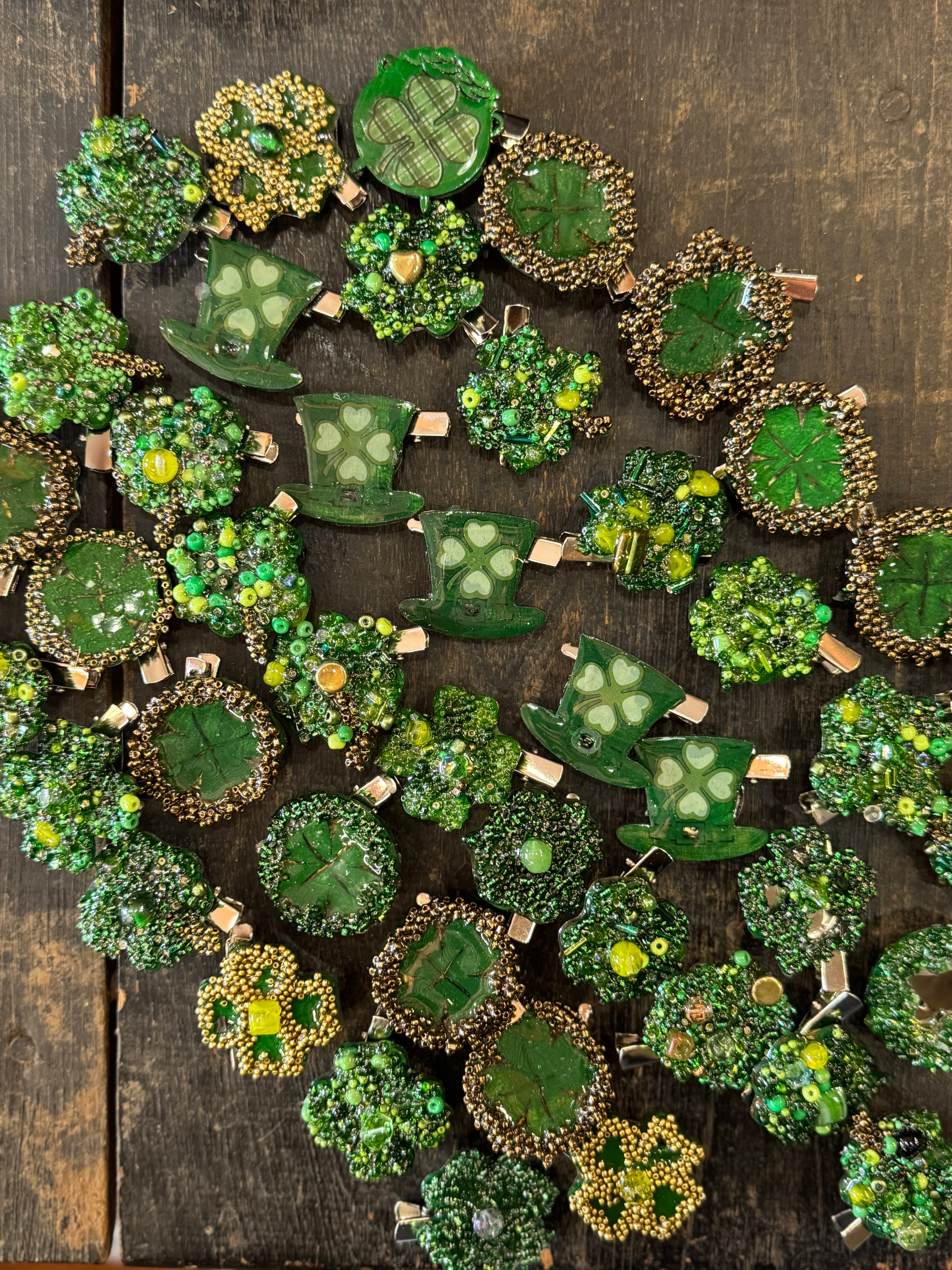 Beaded Resin Brooch/Hair Clip-Shamrock