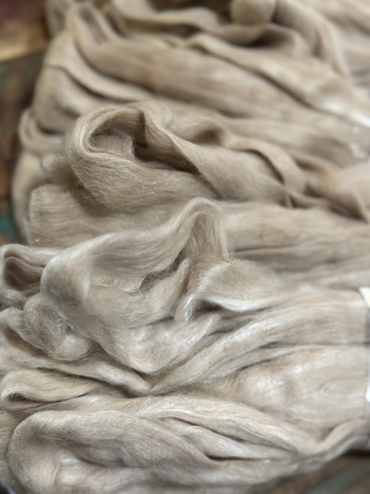 Suri Alpaca Tencel Roving-Beige