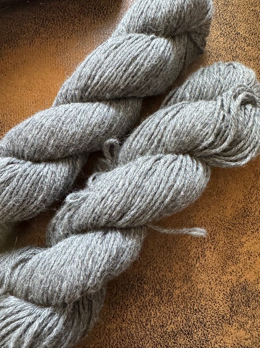 Worsted 100% Huacaya-Fumanchu
