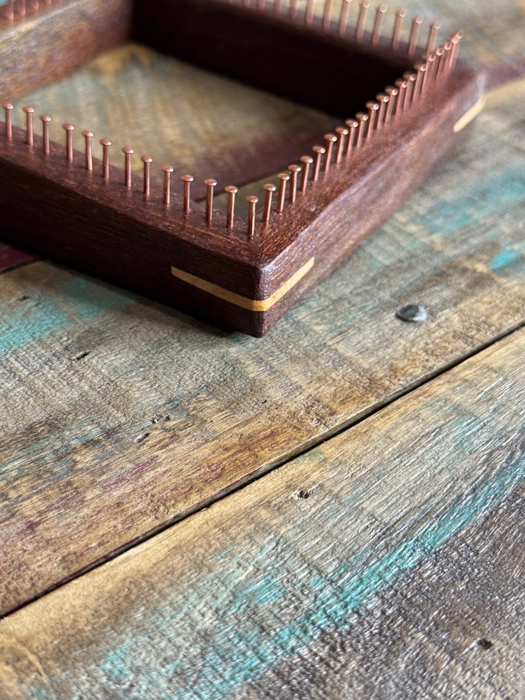 Square Pin Looms
