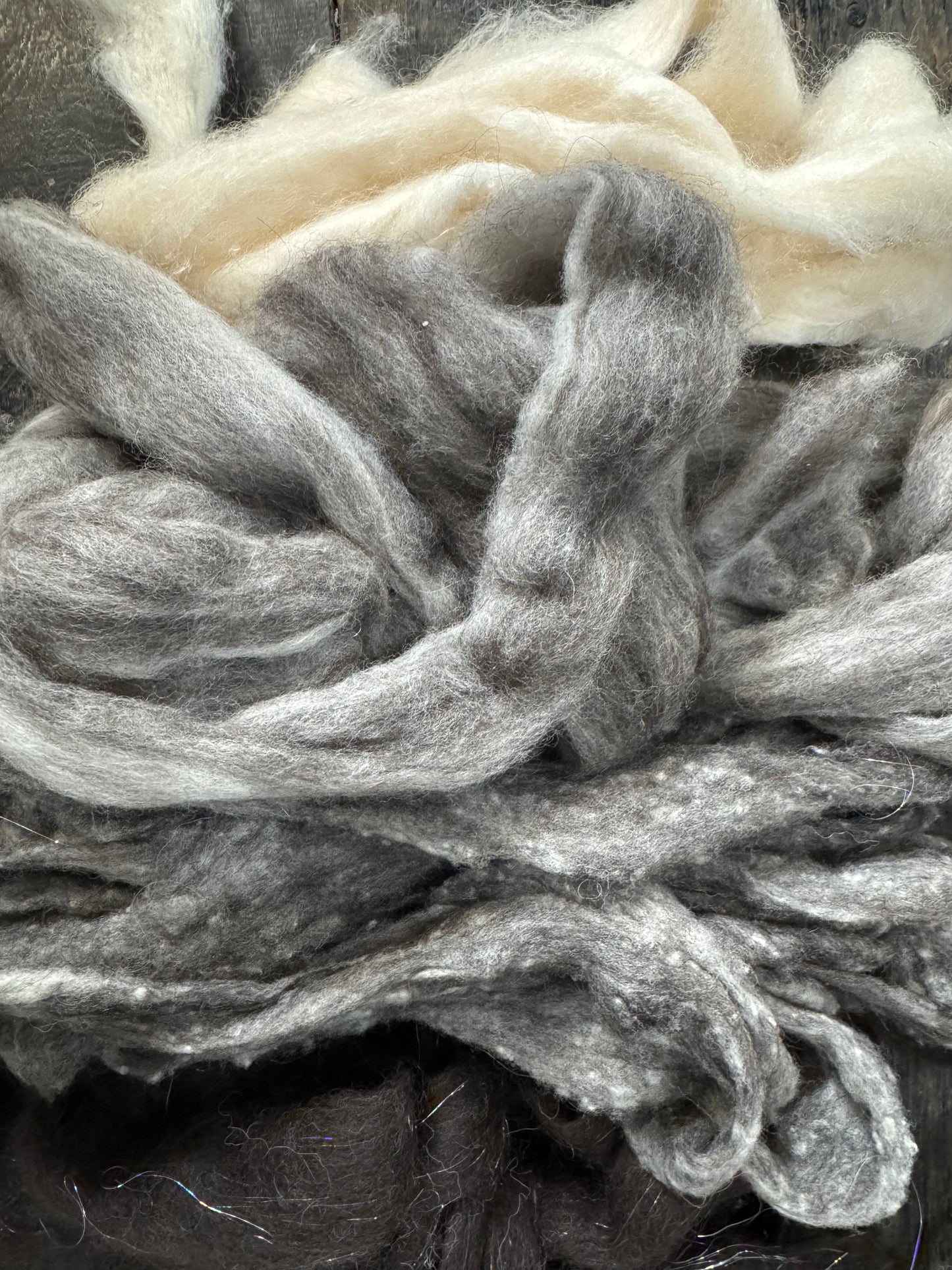 Alpaca Roving-Assorted Monochrome